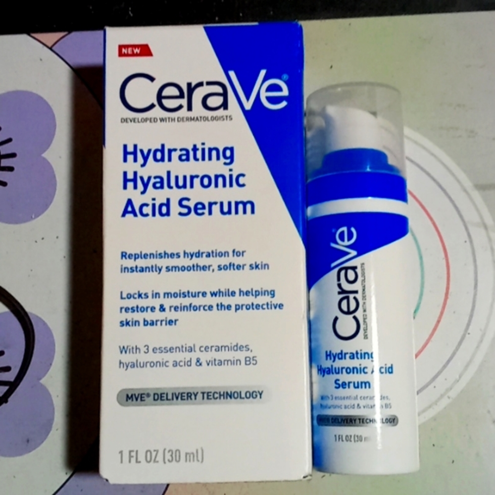 CeraVe Hydrating hyaluronic Serum
